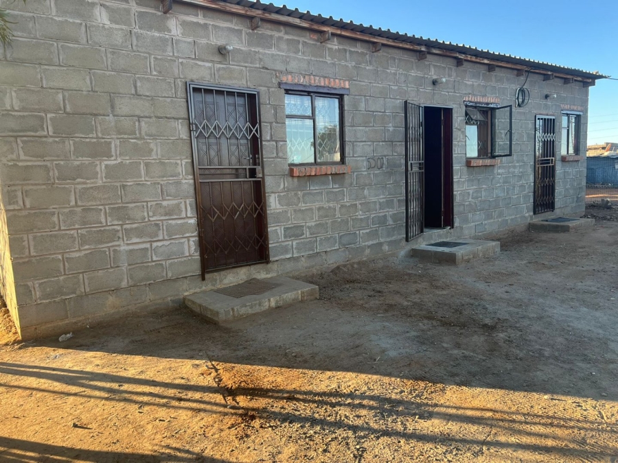  Bedroom Property for Sale in Caleb Motsoabi Free State